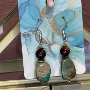 Earthy drop earrings