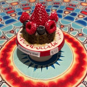 Strawberry Kiwi dessert candle on pedestal